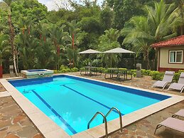 Coconut Lodge