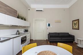 PORTA ROMANA APARTMENTS