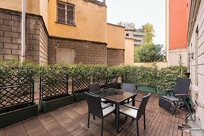 PORTA ROMANA APARTMENTS