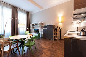 PORTA ROMANA APARTMENTS