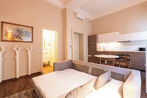 PORTA ROMANA APARTMENTS