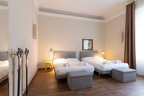 PORTA ROMANA APARTMENTS