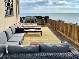 Crows Nest Dawlish