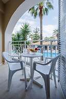 Vivian Hotel