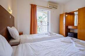 Vivian Hotel