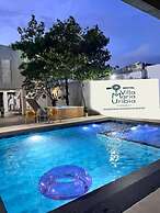 HOTEL Y PISCINA VILLA MARIA URIBIA
