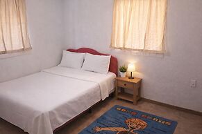 Valencia's Guesthouse