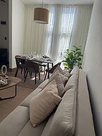 New Chic 2BR APT.