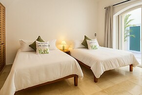 Pool Jacuzzi Private Villa 7BR