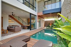 Villa Vibhava - Umalas