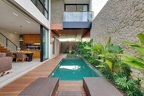 Villa Vibhava - Umalas