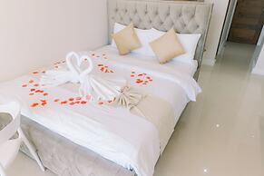 Palms La Union Suites