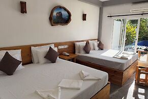 JKL Maha Oya Villa