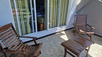 JKL Maha Oya Villa