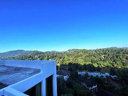 Kandy Hotel Riverline Resort