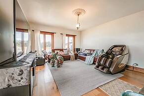 StayAU Breathtaking Panoramic Views