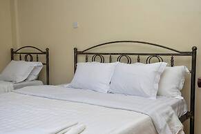 Goshen Farm Hotel