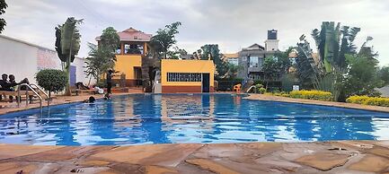 Maanet Gardens Kutus