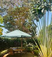 Maanet Gardens Kutus