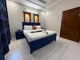 Lux Lodges Guest House