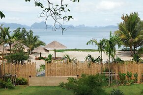 Amber Yao Noi