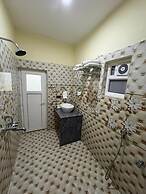 HOTEL DIAMOND CREST