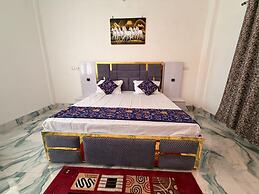 The Golden Nacre Palace