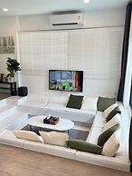 V Villa Khaoyai