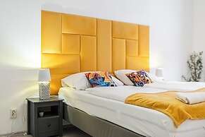 Modern 1BR Apartment Central Location
