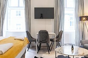 Modern 1BR Apartment Central Location