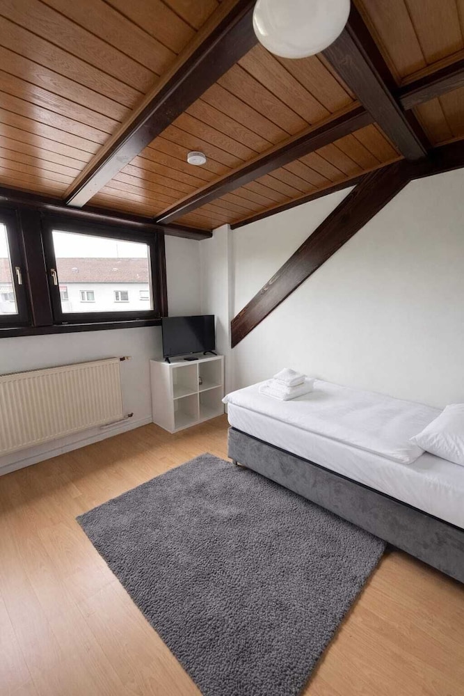 Frankfurt West Family Stay