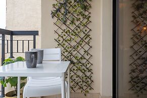 Johny's Spot - 1BR & Balcony in Larnaca