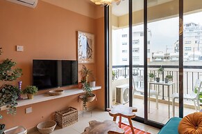 Johny's Spot - 1BR & Balcony in Larnaca