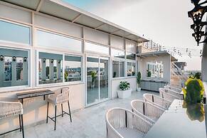 U By Z Hotels, Brookefield