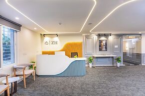 U By Z Hotels, Brookefield