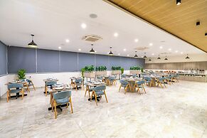 U By Z Hotels, Brookefield