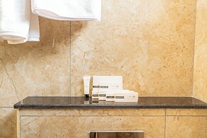 U By Z Hotels, Brookefield