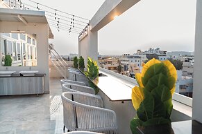 U By Z Hotels, Brookefield