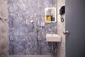 U By Z Hotels, Brookefield