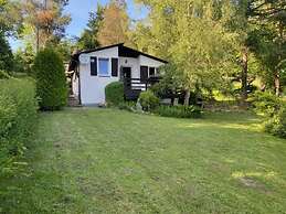Lakeside Holiday Home With Private Garden