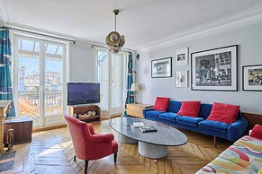 Superb Flat With Terrace in the Centre of Paris