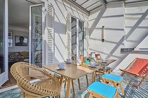 Superb Flat With Terrace in the Centre of Paris
