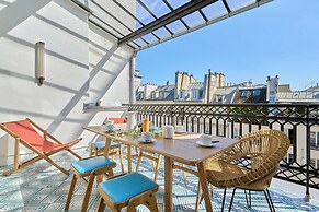 Superb Flat With Terrace in the Centre of Paris