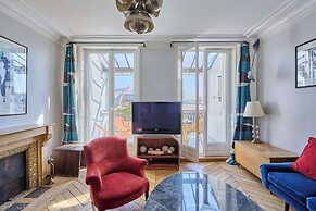 Superb Flat With Terrace in the Centre of Paris