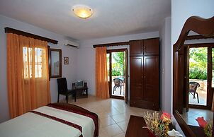 Kamelia Villas in Alonissos