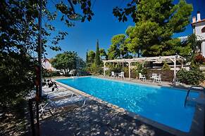 Kamelia Villas in Alonissos