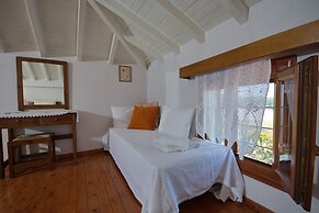 Kamelia Villas in Alonissos