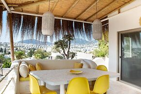 Bodrumda Deniz Manzaralı 3 Odalı Villa