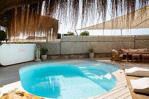Bodrumda Deniz Manzaralı 3 Odalı Villa