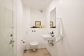 Queens Suites by Daniel&Jacob's